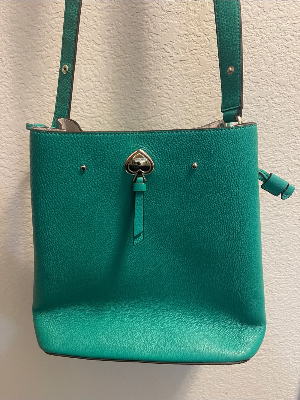 Kate Spade Marti Small Bucket Bag Pebble Leather Sweet Pea Retailed for $359